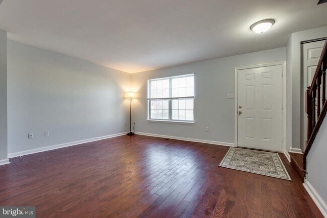 Foto del edificio - 8602 Andrew Ellicott Ct