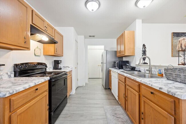 Foto del edificio - 8710 Davis Oaks Trail