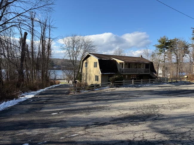 Building Photo - 2390 US-6