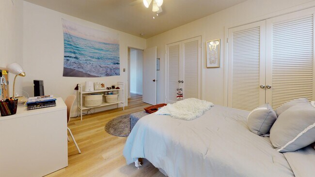 Foto del edificio - 5449 Dorothy Dr