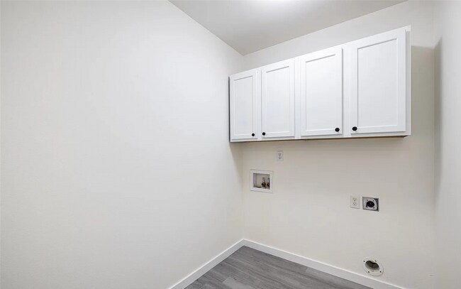 Building Photo - Beautiful 4 bedroom in Bonney Lake WA - Ap...