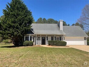 Building Photo - 5485 Bridle Dr