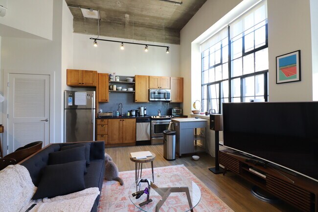 Foto del edificio - 20-26 Sunnyside St. Unit 15