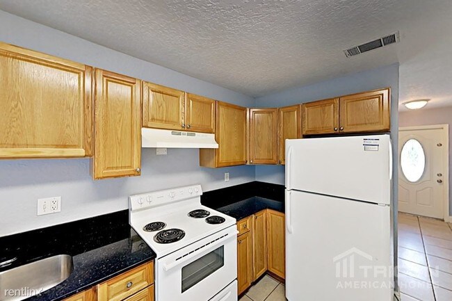 Building Photo - 826 Hibiscus Dr