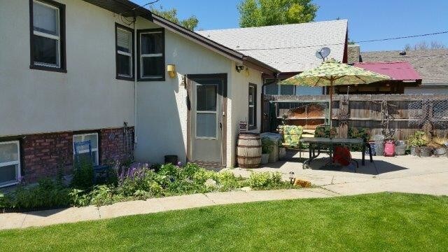 Primary Photo - 2317 W B St