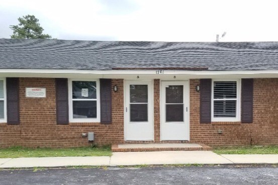Primary Photo - 1702 Birchwood Dr SE