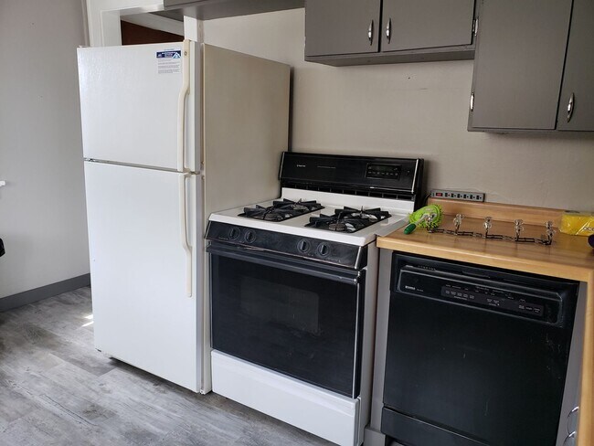 Foto del edificio - 3 bed 1.5 bath single family home in Wausau