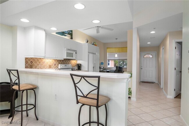 Building Photo - 6810 Beach Resort Dr