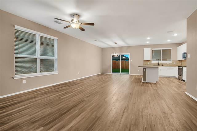 Foto del edificio - 1021 Waverly Dr