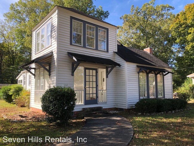 Building Photo - 3 br, 1 bath House - 1001 Oakland Avenue