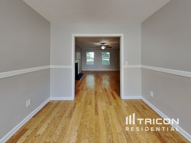 Foto del edificio - 1268 Winding Path Rd