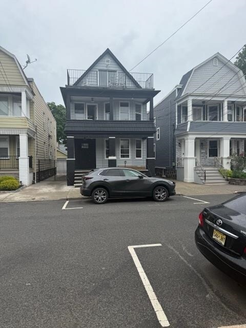 Primary Photo - 8516 3rd Ave