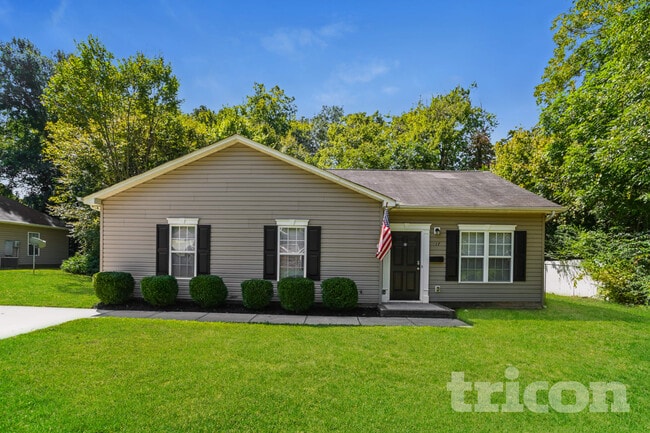 Building Photo - 117 W Nims Ave