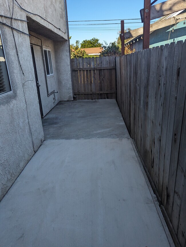 Foto del edificio - 1173 E 21st St