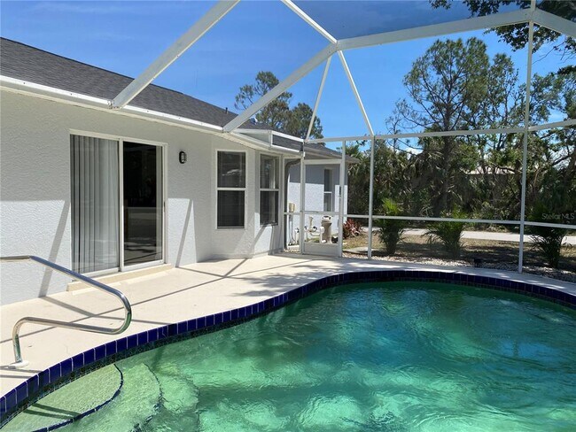 Foto del edificio - 2217 Pickard Ln