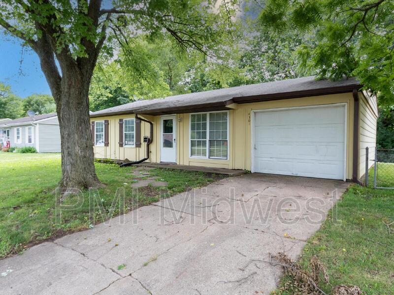4301 Phoenix Dr, Indianapolis, IN 46241 House Rental in Indianapolis