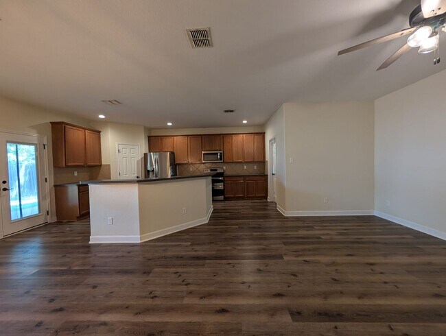 Building Photo - 349 Placid Meadow