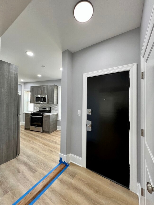 Foto del edificio - 1701 W Albion Ave