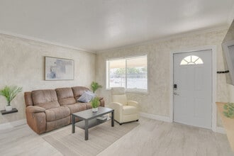 Building Photo - 16201 NW 39th Ct