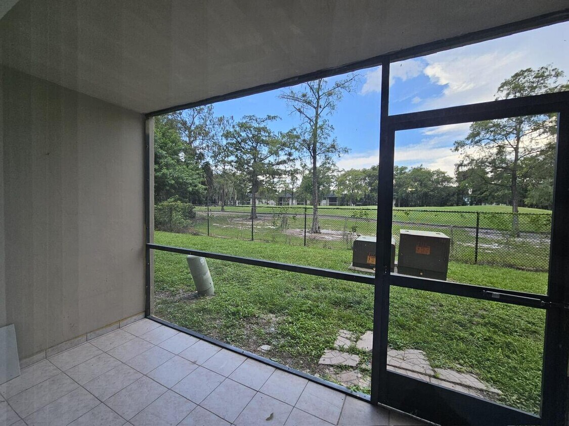 Foto principal - 8000 S Colony Cir