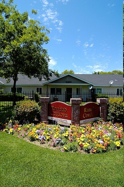 Fotografía del edificio - Rancho Cordova Apartments