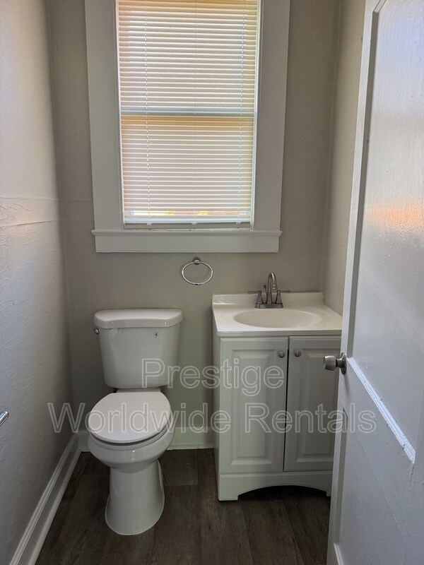 Foto del edificio - 2307 16th Ave