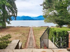 Building Photo - 9051 Sunset Ln NW