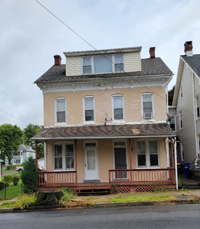 Primary Photo - 109 Werner St