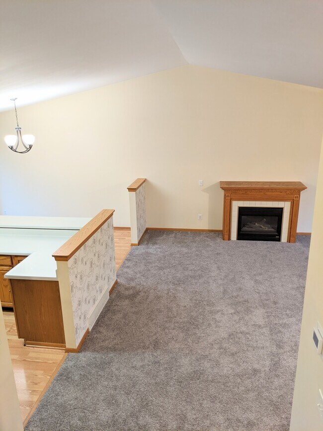 Foto del edificio - 6401 Toribrooke Ln