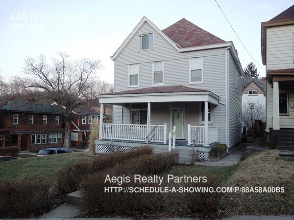 Primary Photo - 446 N School St