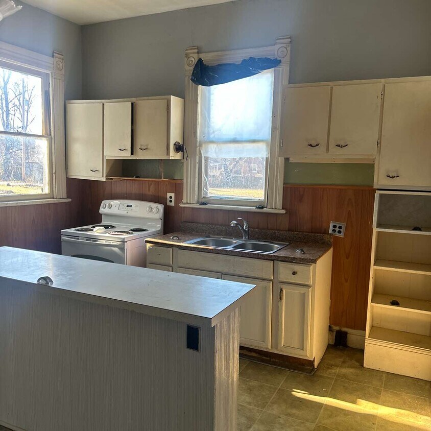 Foto del edificio - 303 E 18th St