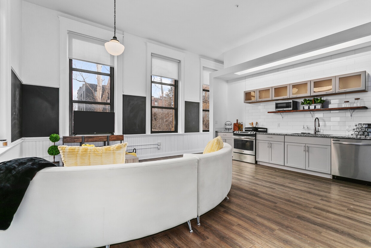 West Side Lofts Apartments in Kansas City, MO