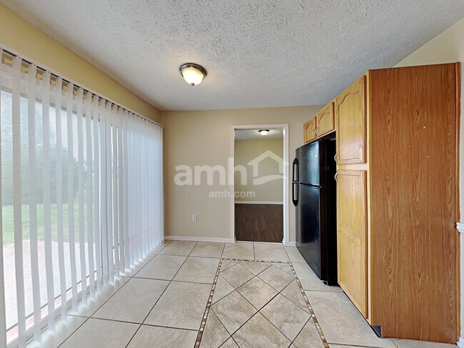 Foto del edificio - 11147 Winterwood Dr