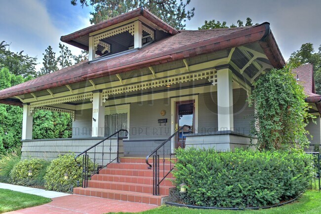 Foto del edificio - South Hill Swank