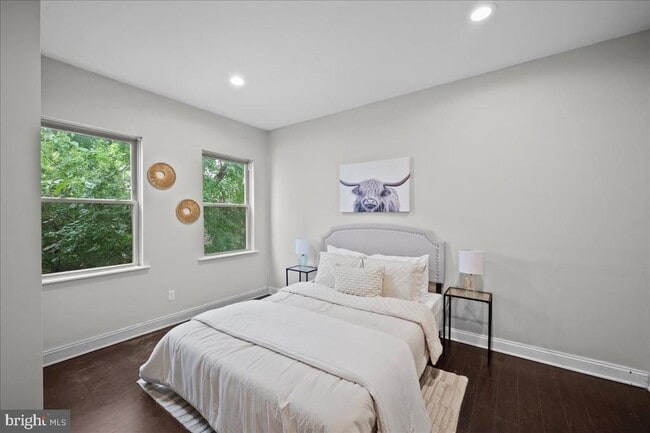 Building Photo - 1325 N Franklin St