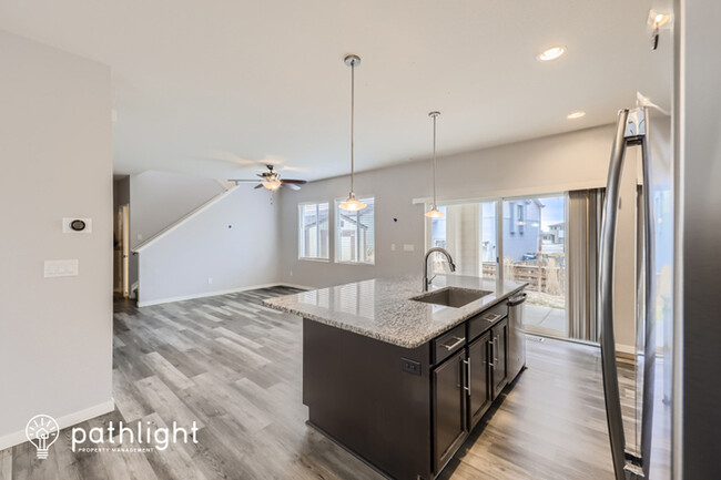Foto del edificio - 17299 E 109Th Avenue, Commerce City, CO, 8...
