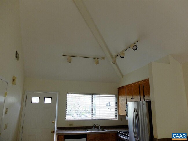 Foto del edificio - 1226 Chatham Ridge