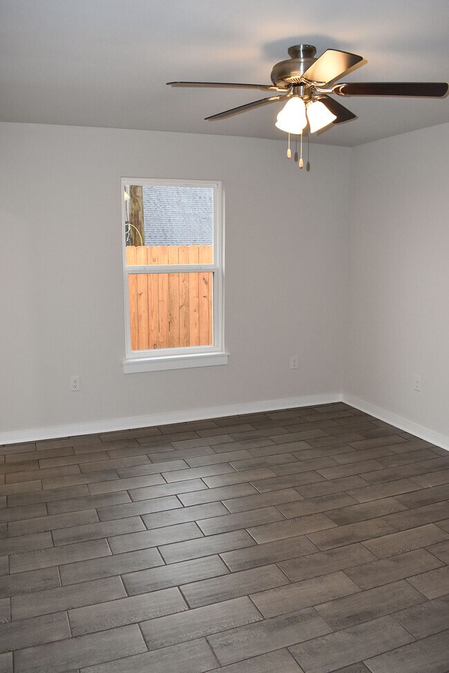 Foto del edificio - The Cottages of East Avenue