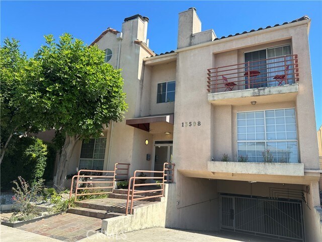 Foto del edificio - 13508 Moorpark St