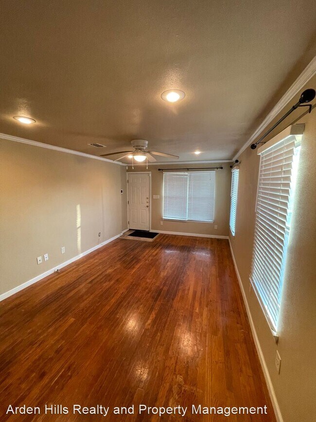 Foto del edificio - 2 br, 1 bath House - 308 W Barnett