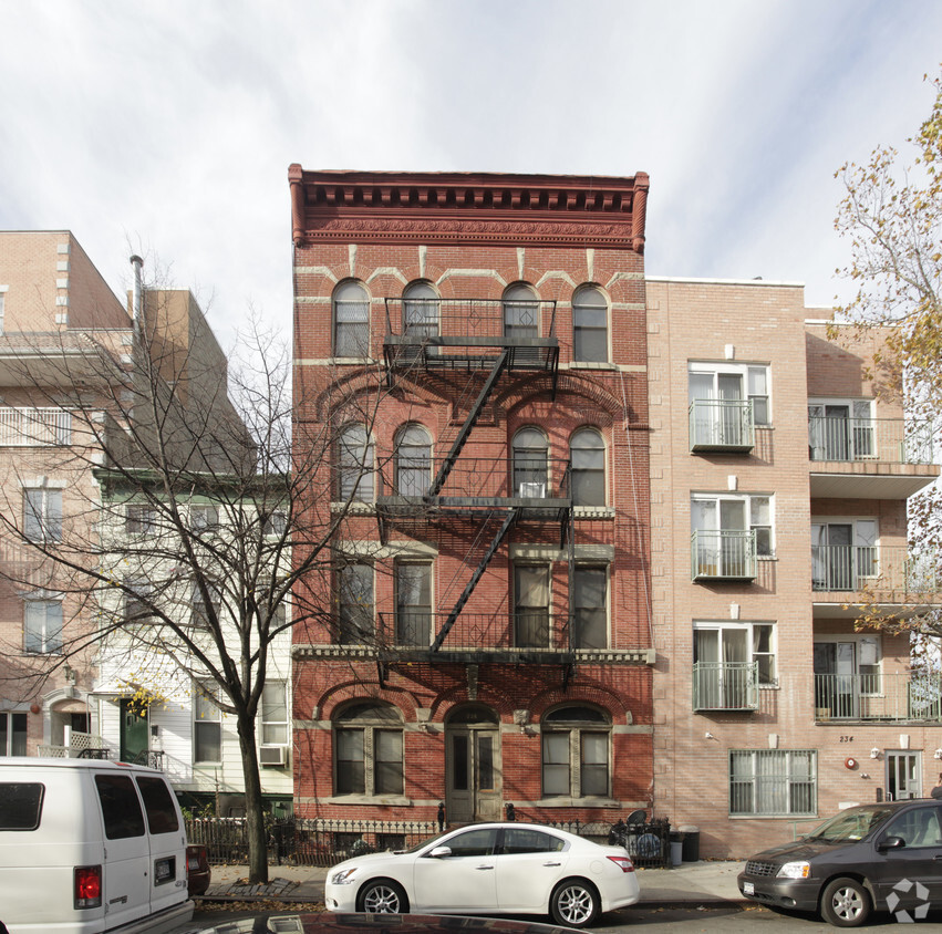 236 Franklin Ave, Brooklyn, NY 11205 - Apartments in Brooklyn, NY ...