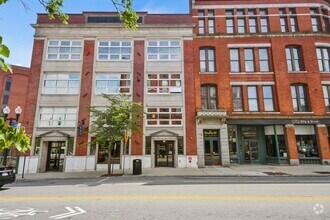 Building Photo - 17 Kearney Square