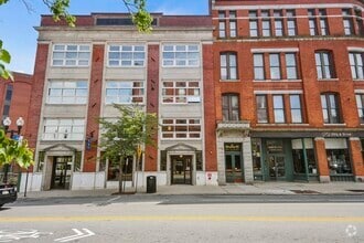 Building Photo - 17 Kearney Square