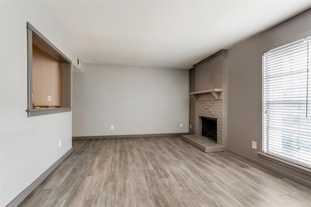 Foto del edificio - 5881 Preston View Blvd