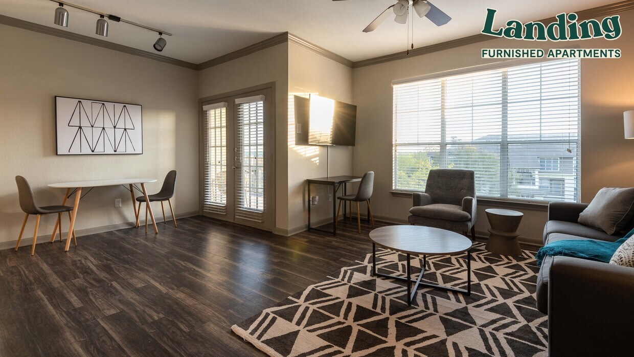 Foto principal - 500 E Stassney Ln