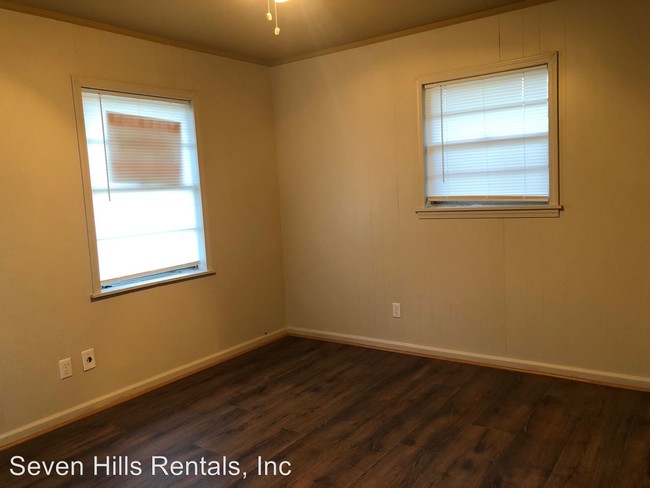 Foto del edificio - 609-609 Hardy Ave SW