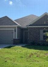 Building Photo - 451 Utah Avenue