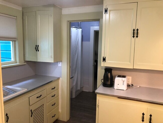 Cocina totalmente equipada - 412 John Adams St