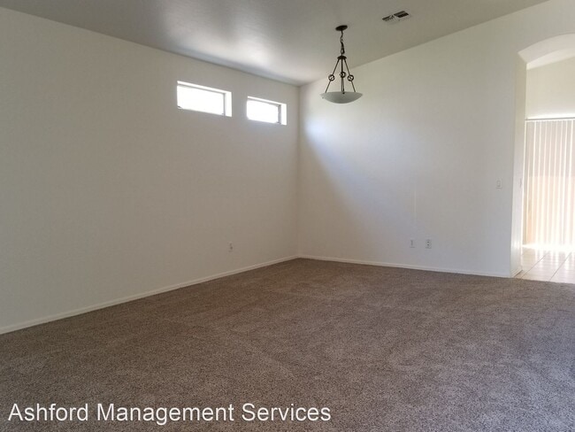 Building Photo - 3 br, 2 bath House - 12345 W. Scotts Dr hw