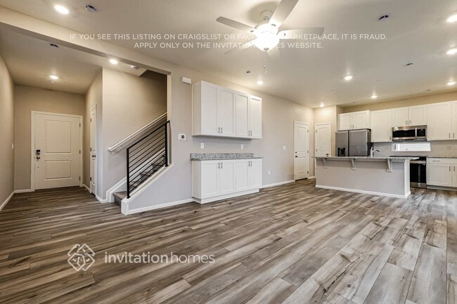 Foto del edificio - 3377 Streamwood Dr